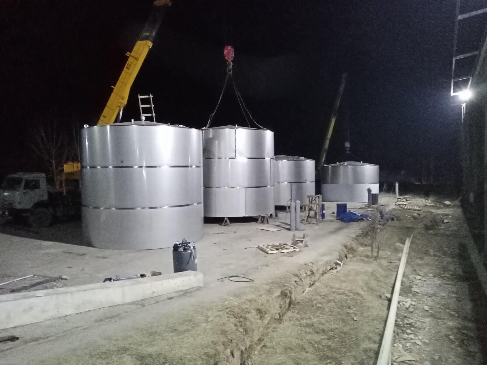 Нержавеющие резервуары фото-5